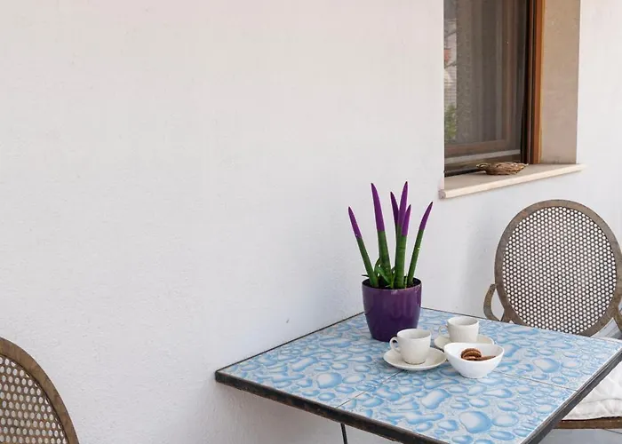 Apartman Silot 1 *
